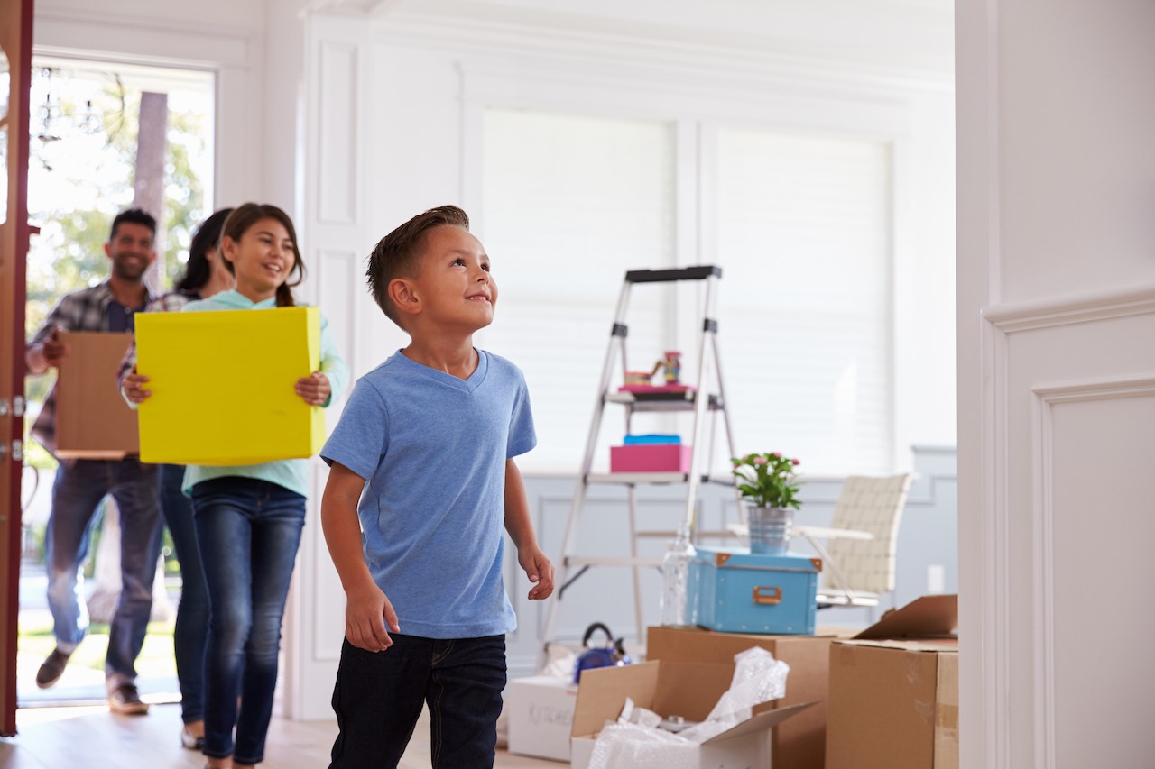 6 ways to survive a move