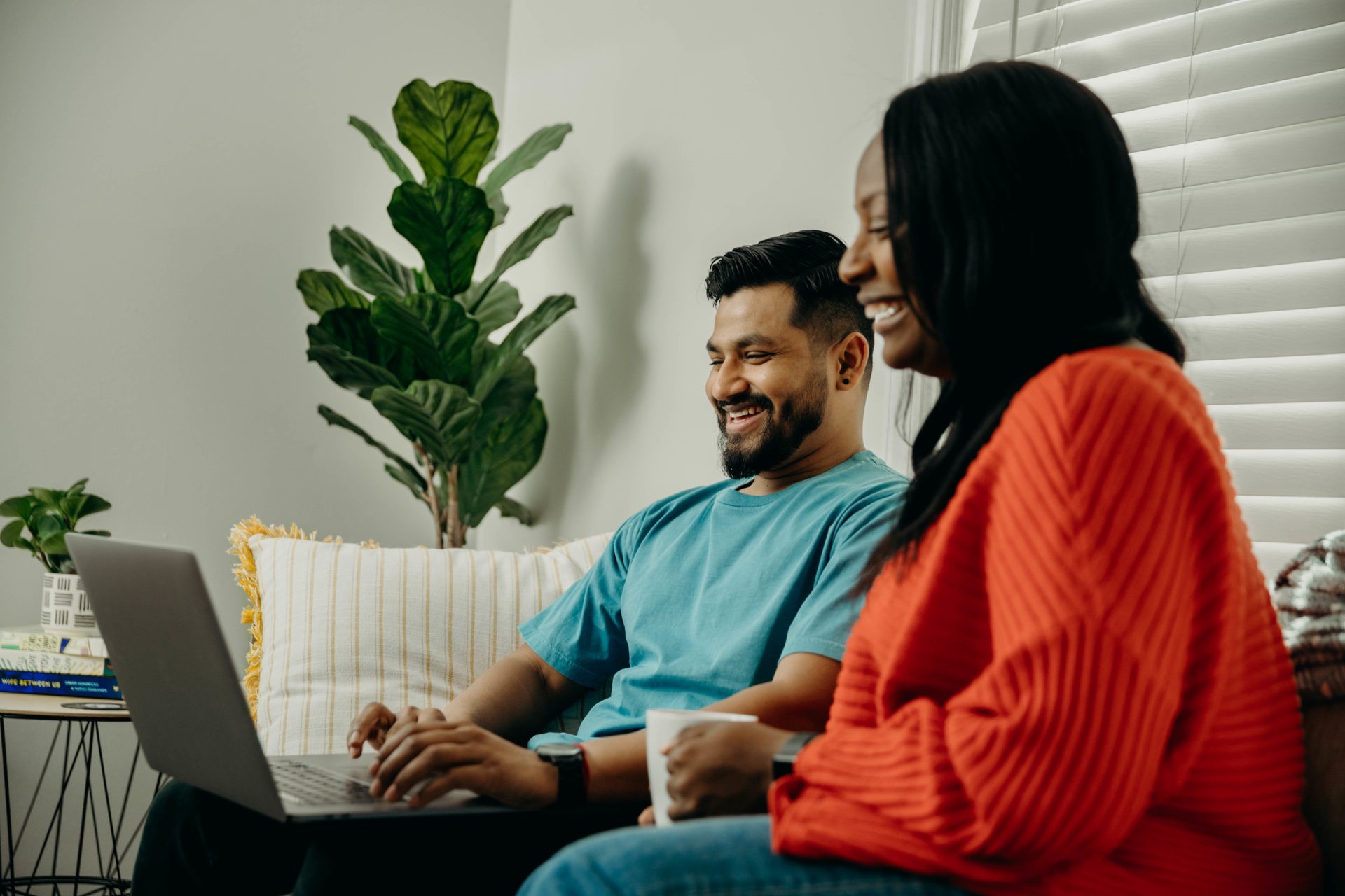 Couple sitting on the couch 