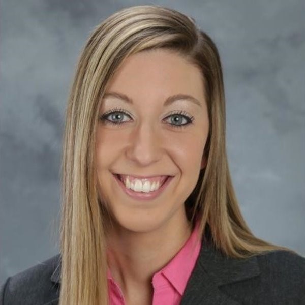 Nikki Camacho headshot