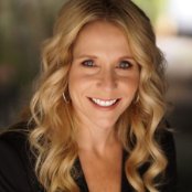 Karen Hall