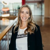 Lisa Stenger